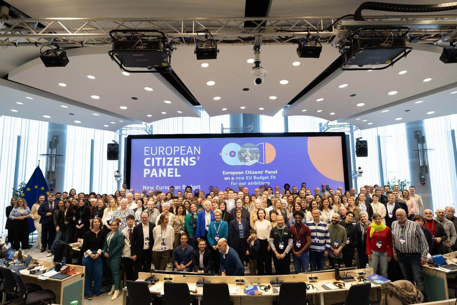 immagine dei partecipanti ad un panel dei cittadini