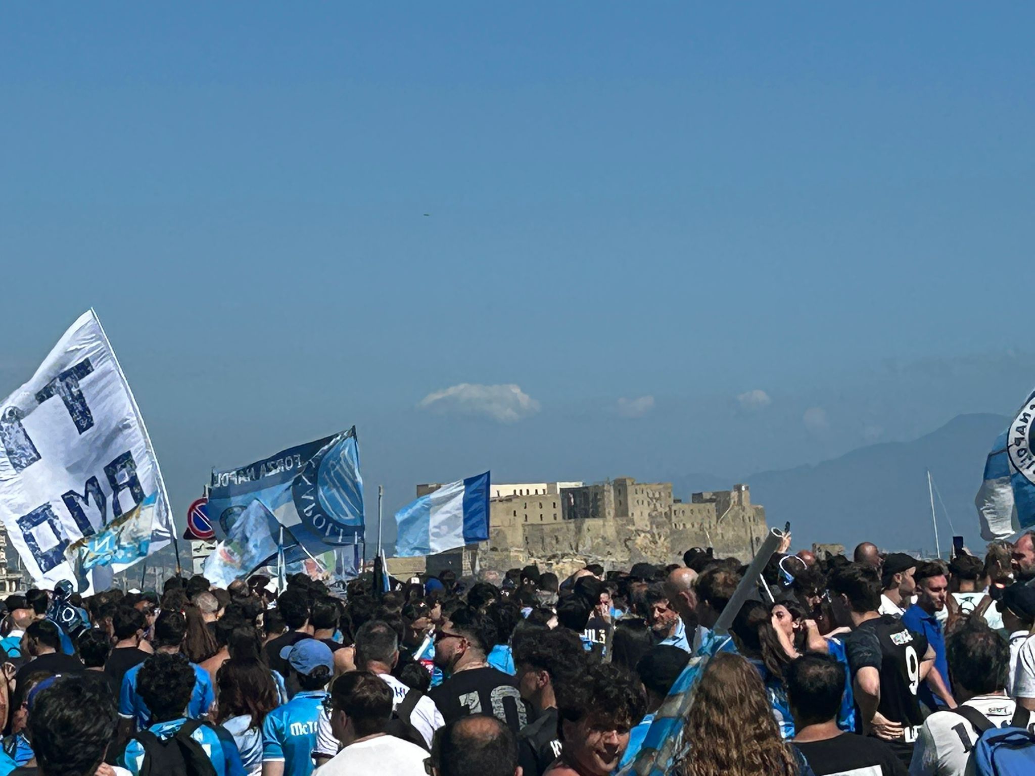 Sfilata bus, Manfredi: "Grande bellezza e grande efficienza, grazie a gioco di squadra"