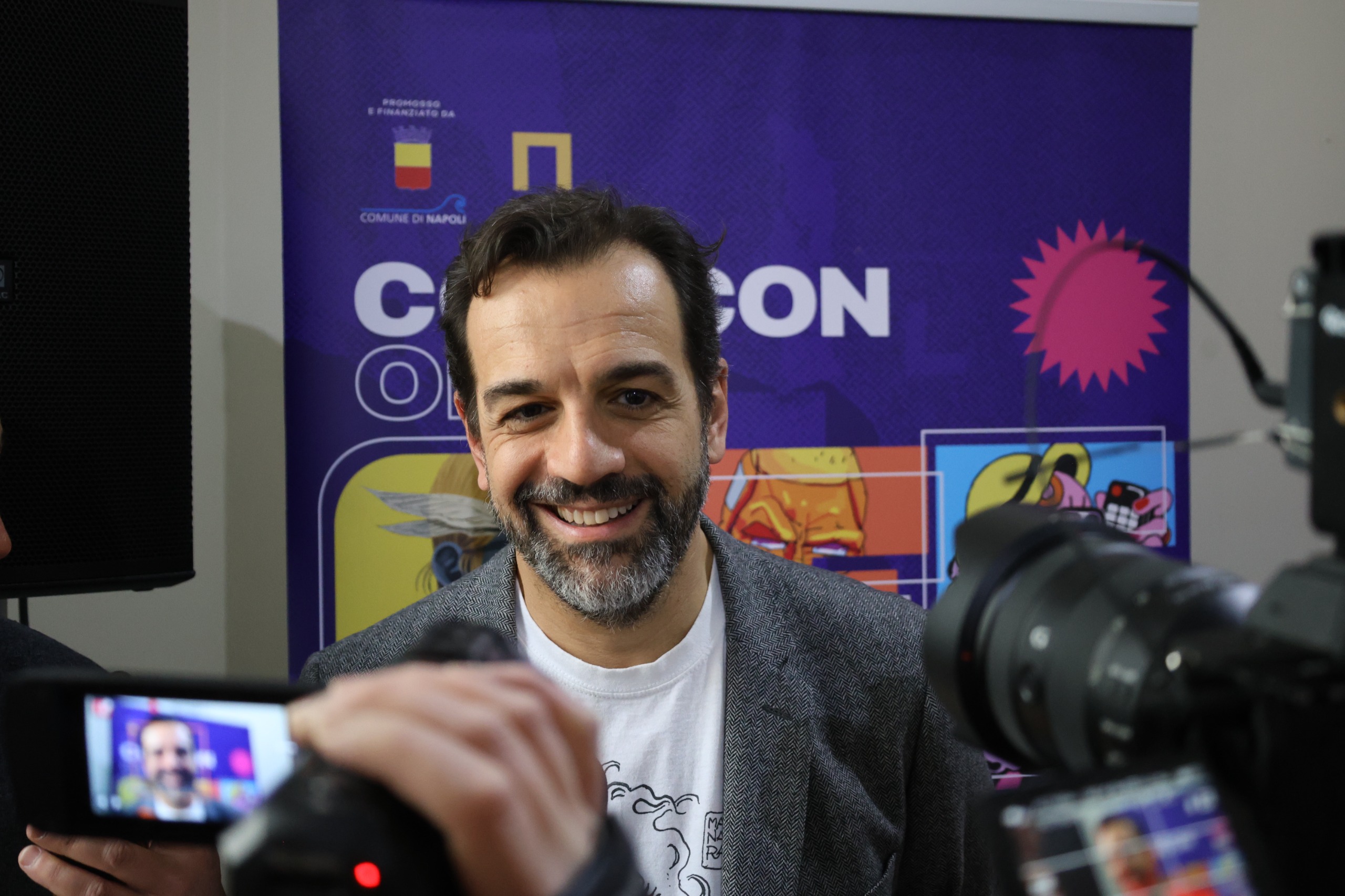 COMIC(ON)OFF 2025 - Il fuori festival dentro Napoli