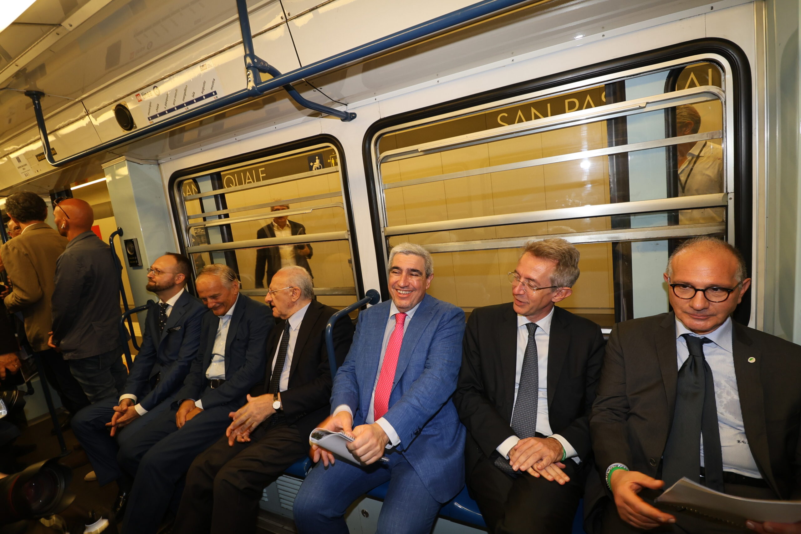 Corsa inaugurale della Linea 6 della Metropolitana