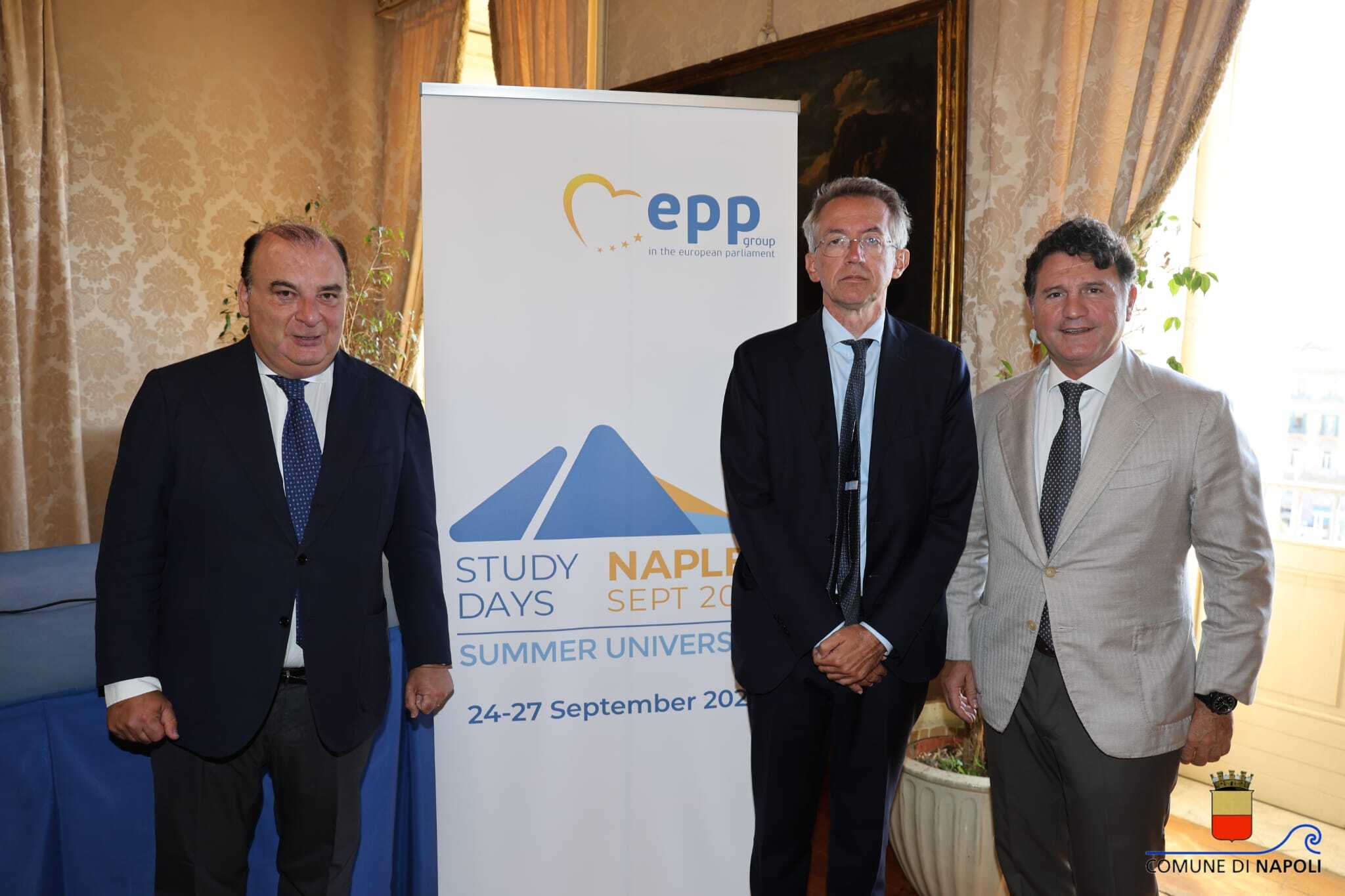 Dal 24 settembre gli Study Days del Ppe a Napoli 