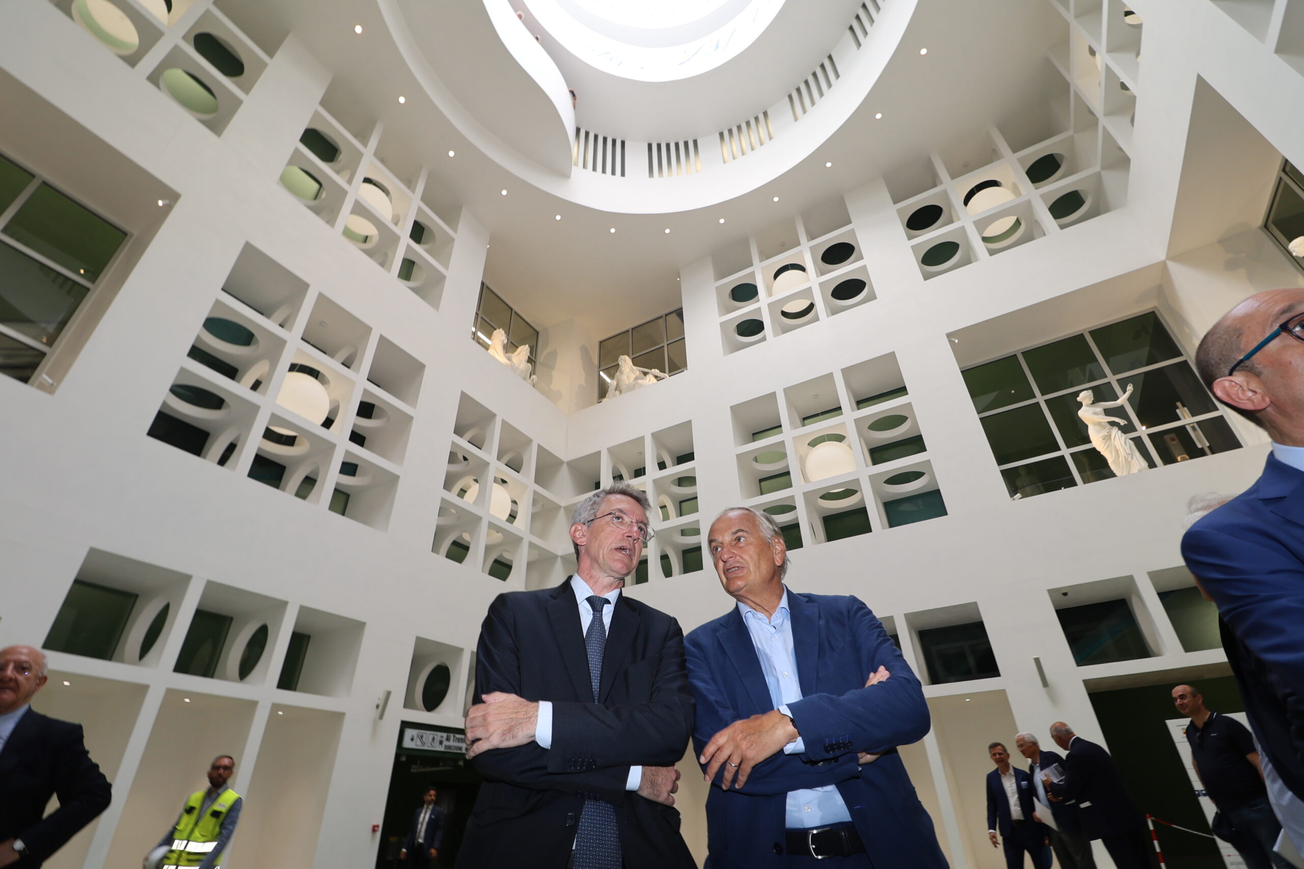 Corsa inaugurale della Linea 6 della Metropolitana