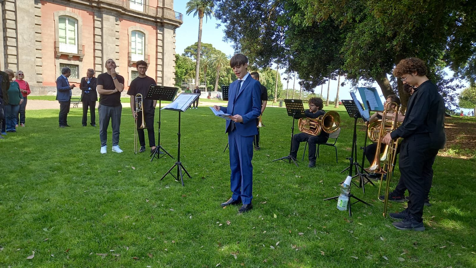 Piantumazione dell'Albero dell'Amicizia a Capodimonte