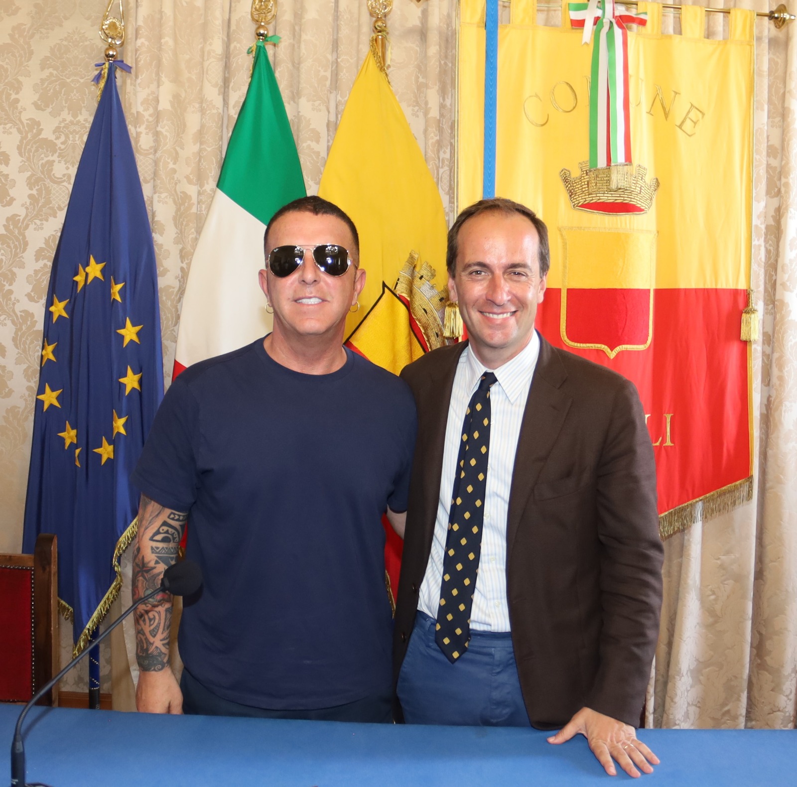 Presentazione del concerto di Franco Ricciardi allo stadio Maradona