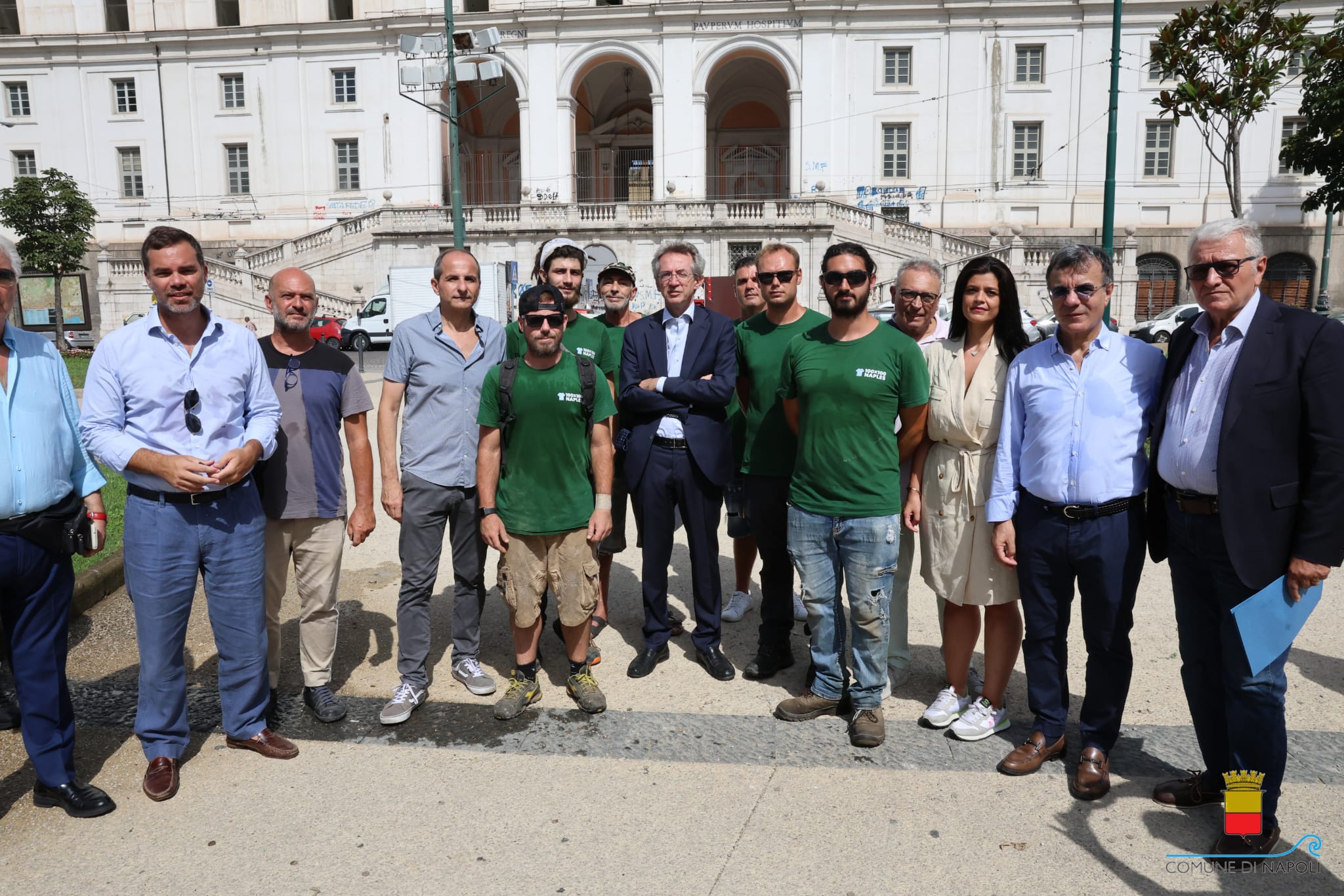 Inaugurati i giardini di piazza Carlo III