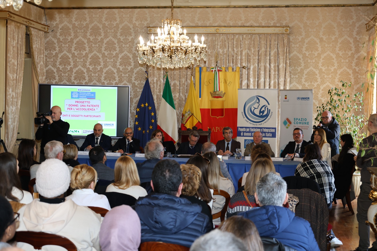 Napoli: 100 donne rifugiate al volante dell’inclusione