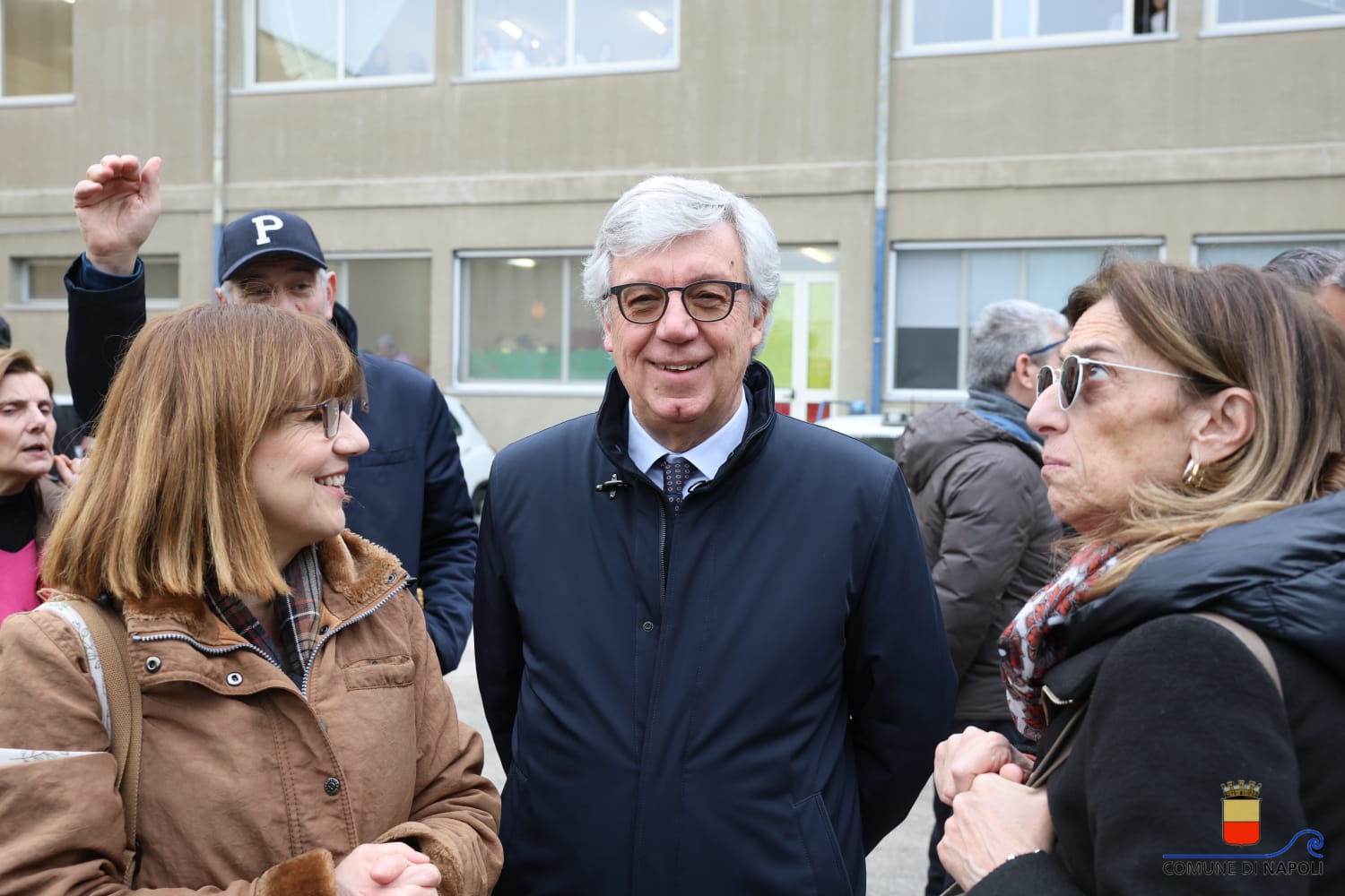 Inaugurato un campetto di calcio per le ragazze e i ragazzi del rione Amicizia