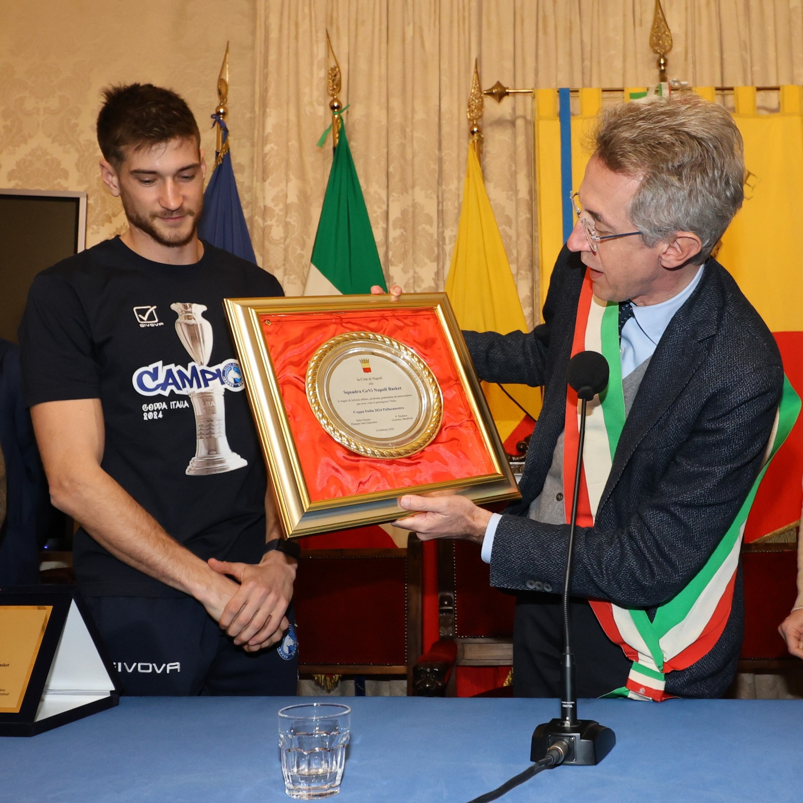 Premiata in Comune la Gevi Napoli basket