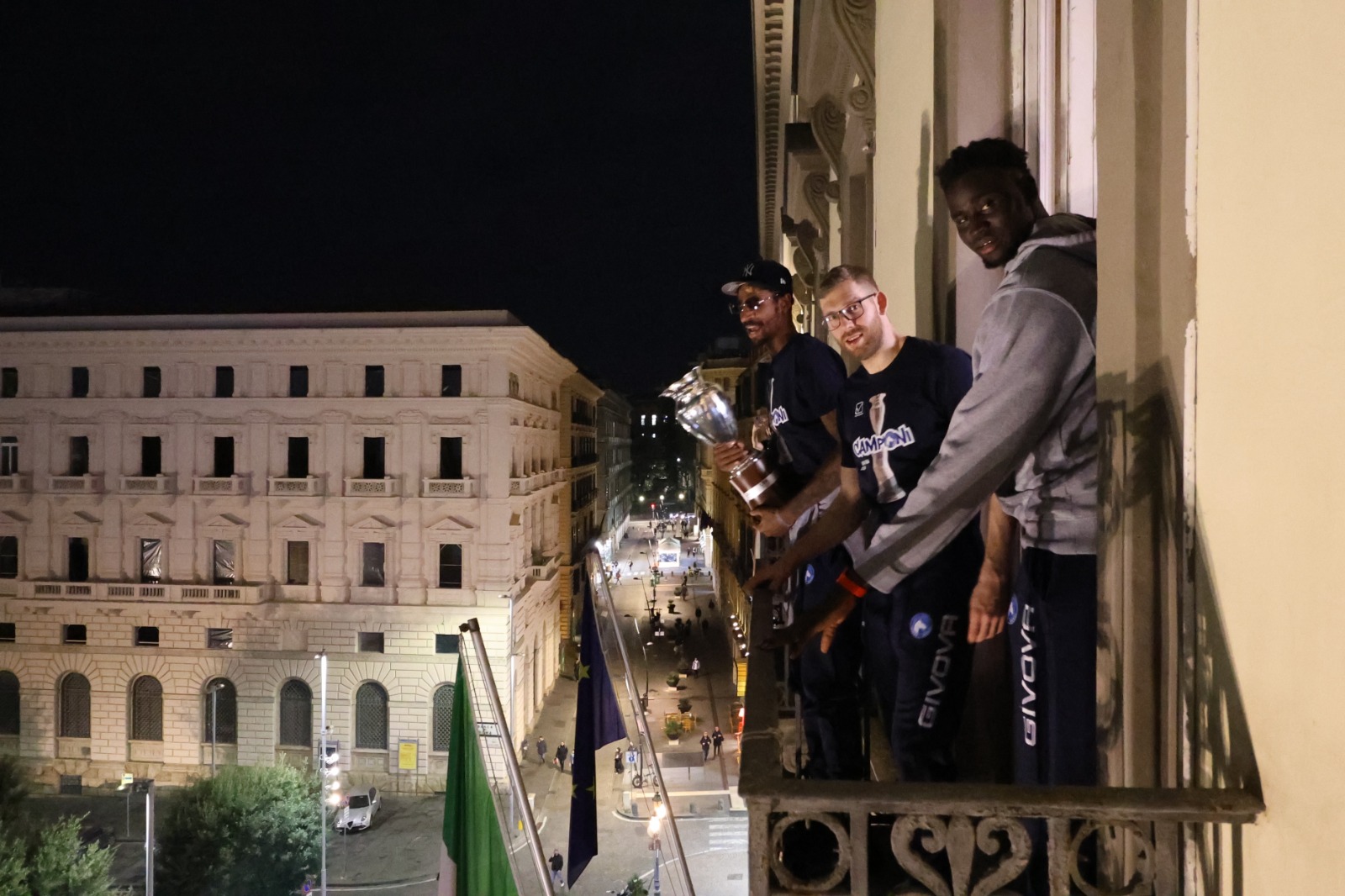 Premiata in Comune la Gevi Napoli basket