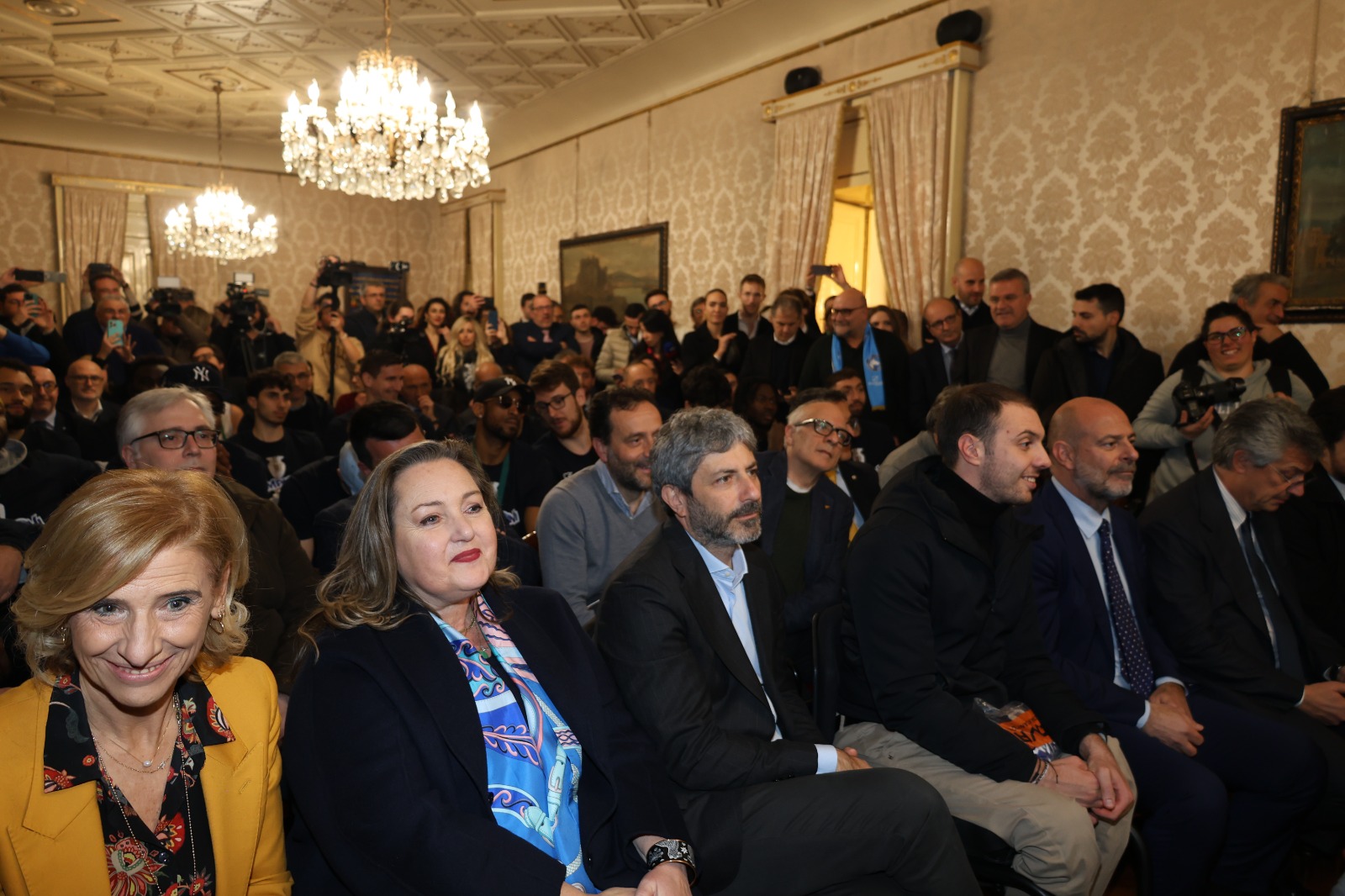 Premiata in Comune la Gevi Napoli basket