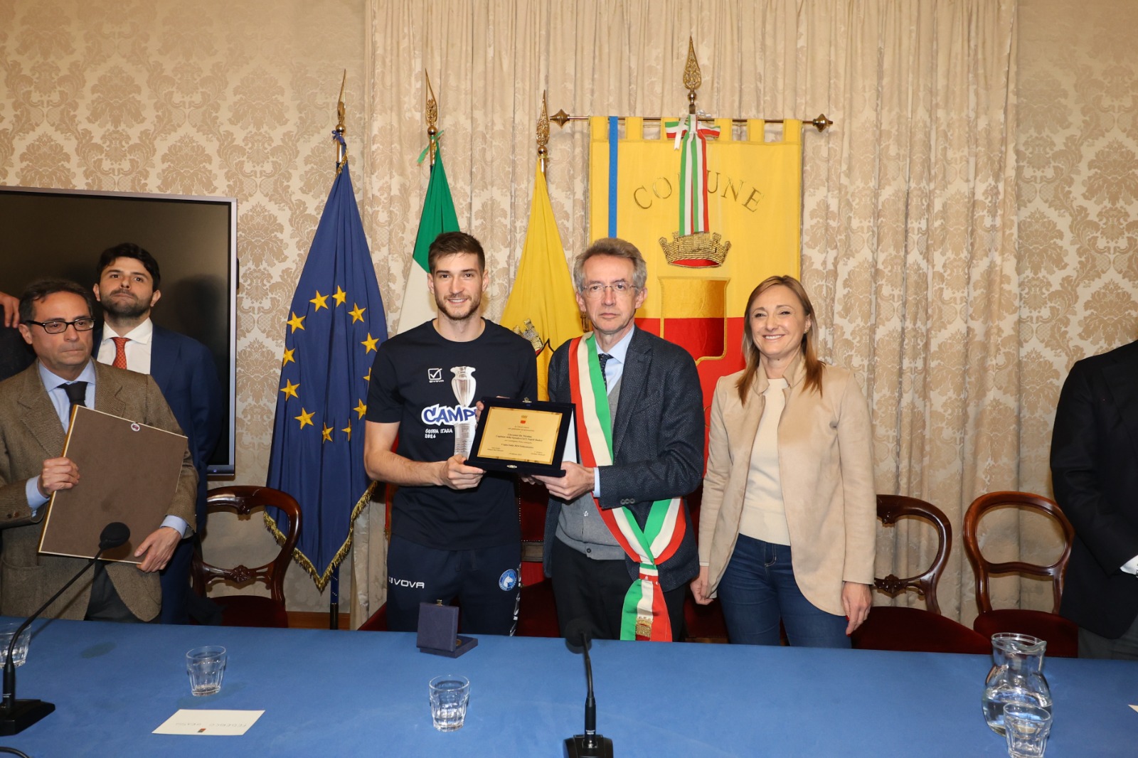Premiata in Comune la Gevi Napoli basket