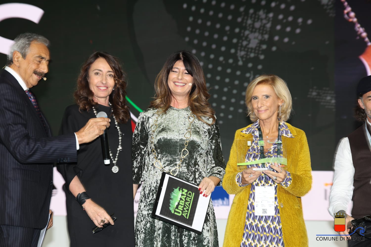 Urban Award, il Comune di Napoli premiato per i progetti di mobilità sostenibile